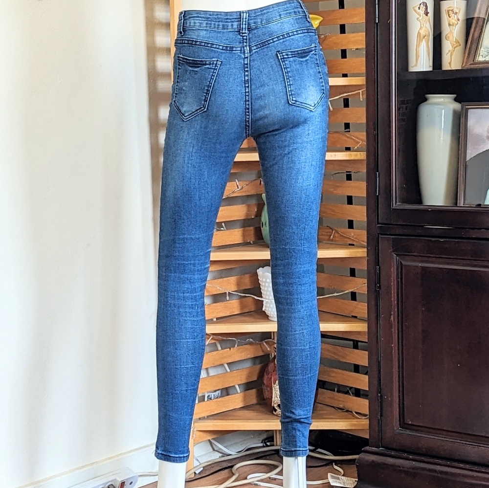 Back DG Distressed Graffiti Jeans(Jr's 7, Adult 6S) - Picture 7 of 12